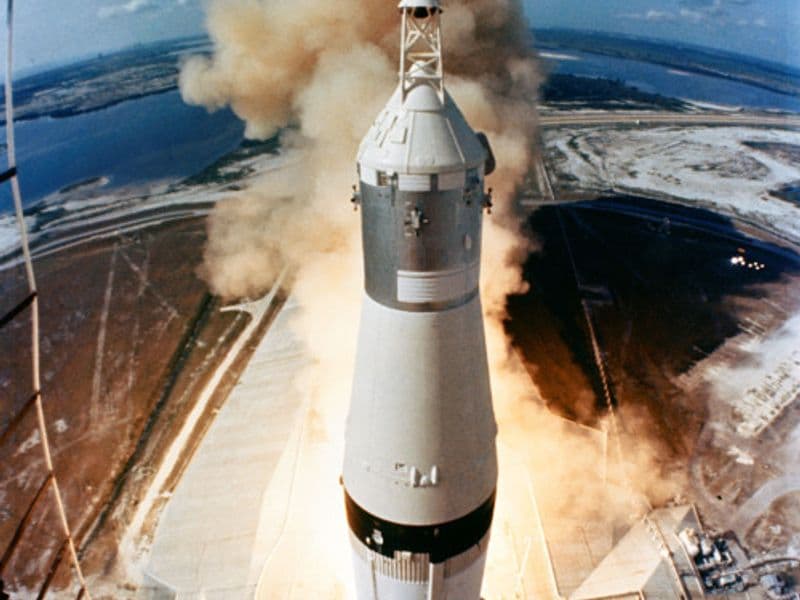 Saturnusraket met de Apollo 11