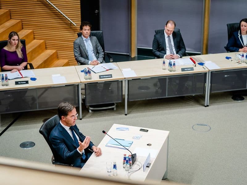 Premier Rutte voor de parlementaire enquêtecommissie