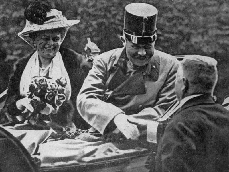 Franz Ferdinand samen met zijn vrouw, vlak voordat hij van dichtbij werd doodgeschoten